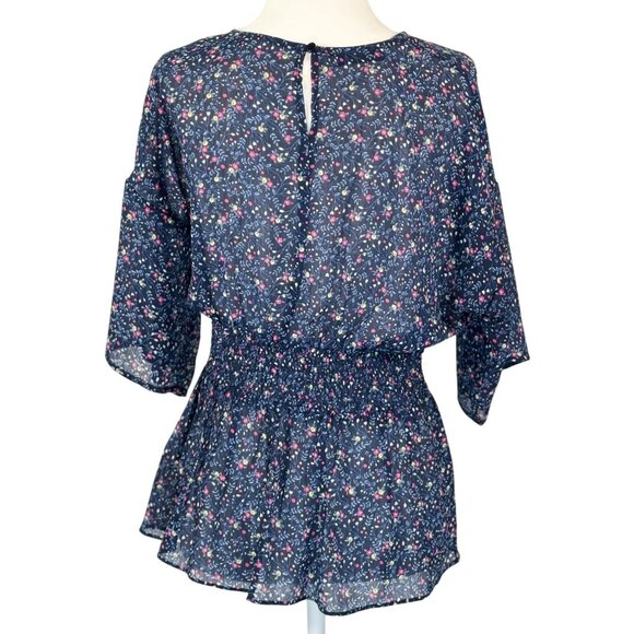 Soho By Stephanie Horne Size Small Blous Womens Navy Floral Print Smocked Waist - Picture 2 of 6